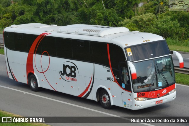 JCB Turismo 9090 na cidade de Santa Isabel, São Paulo, Brasil, por Rudnei Aparecido da Silva. ID da foto: 7397421.