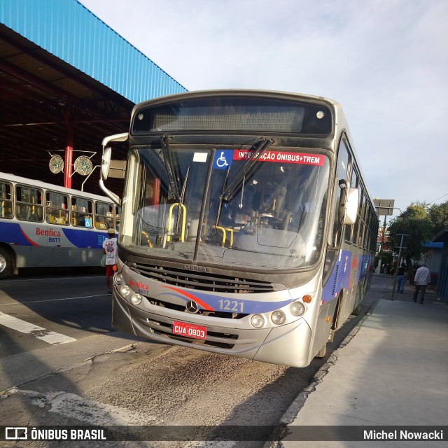 BBTT - Benfica Barueri Transporte e Turismo 1221 na cidade de Itapevi, São Paulo, Brasil, por Michel Nowacki. ID da foto: 7398418.