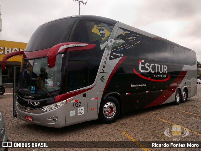 Esctur Turismo 022 na cidade de Campo Largo, Paraná, Brasil, por Ricardo Fontes Moro. Número da foto: #7399668.