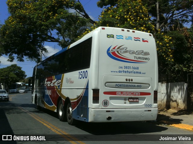 Arte Transportes e Turismo 1500 na cidade de Curvelo, Minas Gerais, Brasil, por Josimar Vieira. Número da foto: #7400076.
