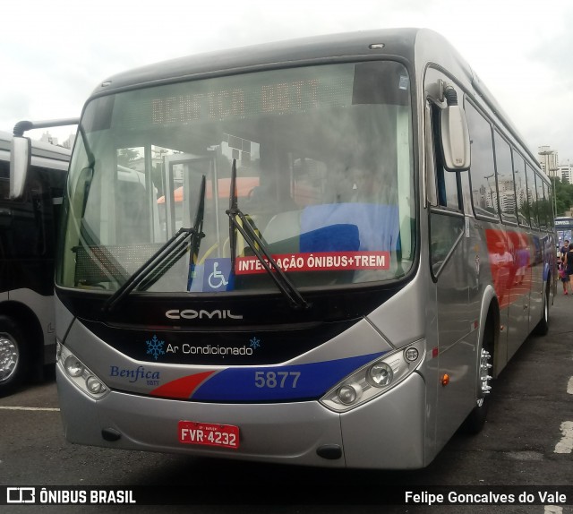 BBTT - Benfica Barueri Transporte e Turismo 5877 na cidade de São Paulo, São Paulo, Brasil, por Felipe Goncalves do Vale. ID da foto: 7401605.