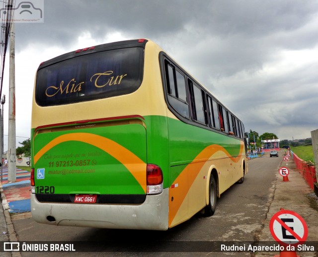 Ônibus Particulares 1220 na cidade de Suzano, São Paulo, Brasil, por Rudnei Aparecido da Silva. Número da foto: #7411173.