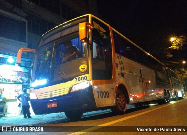 A&F Turismo 7000 na cidade de Belo Horizonte, Minas Gerais, Brasil, por Vicente de Paulo Alves. Número da foto: #7409076.