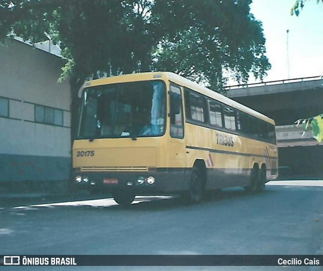 Viação Itapemirim 30175 na cidade de Rio de Janeiro, Rio de Janeiro, Brasil, por Cecilio Cais. Número da foto: #7411482.