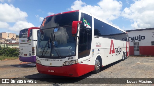 Araújo Turismo 2904 na cidade de São Gotardo, Minas Gerais, Brasil, por Lucas Máximo. ID da foto: 7410168.