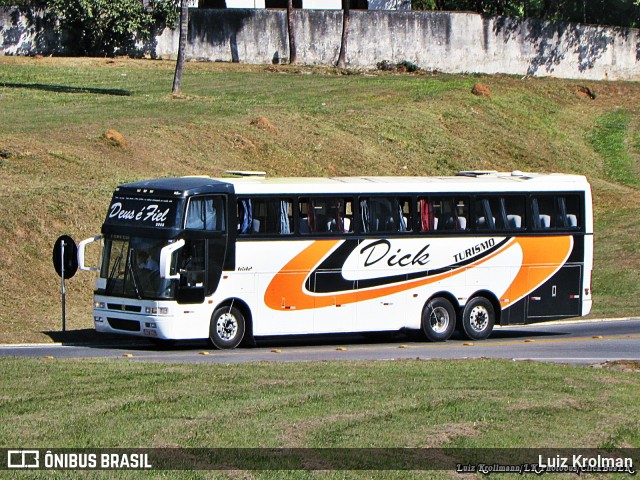 Dick Turismo 6512 na cidade de Aparecida, São Paulo, Brasil, por Luiz Krolman. Número da foto: #8242958.