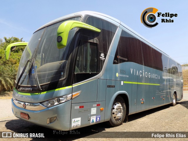 Viação Garcia 8225 na cidade de Bauru, São Paulo, Brasil, por Felipe Rhis Elias. ID da foto: 8271674.