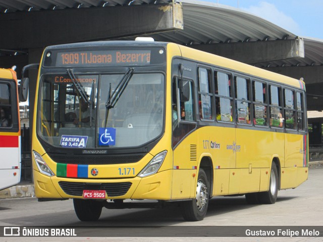 Cidade Alta Transportes 1.171 na cidade de Recife, Pernambuco, Brasil, por Gustavo Felipe Melo. ID da foto: 8271729.