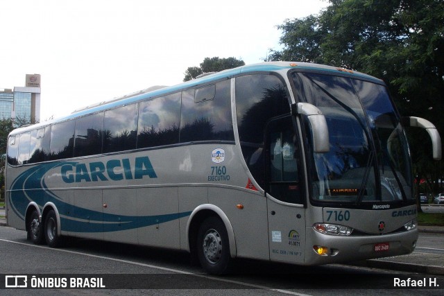 Viação Garcia 7160 na cidade de Curitiba, Paraná, Brasil, por Rafael H.. ID da foto: 8270111.