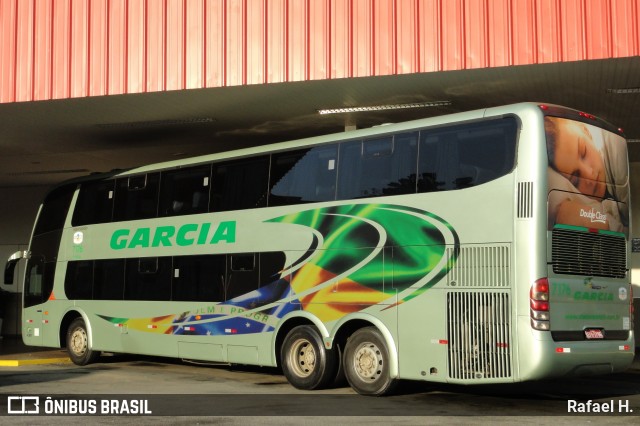 Viação Garcia 7176 na cidade de Guaratinguetá, São Paulo, Brasil, por Rafael H.. Número da foto: #8274152.