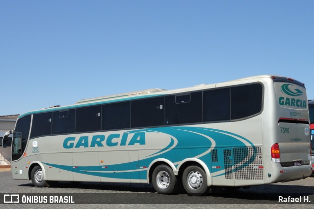 Viação Garcia 7590 na cidade de Londrina, Paraná, Brasil, por Rafael H.. ID da foto: 8273352.