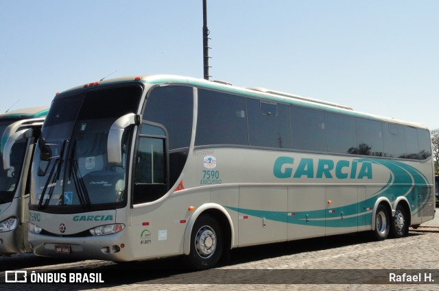 Viação Garcia 7590 na cidade de Londrina, Paraná, Brasil, por Rafael H.. ID da foto: 8273353.