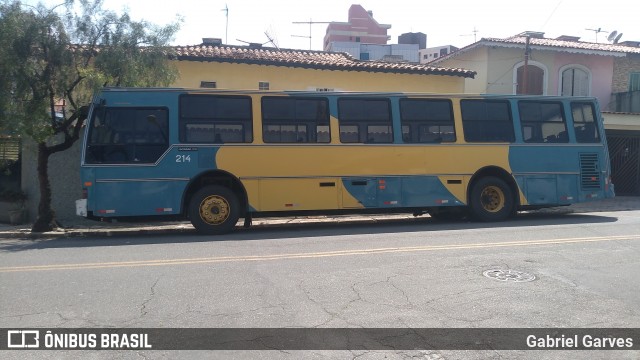 Ônibus Particulares 214 na cidade de São Bernardo do Campo, São Paulo, Brasil, por Gabriel Garves. Número da foto: #8272903.