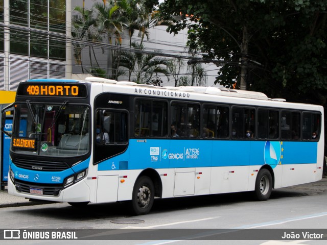 Viação Nossa Senhora das Graças A71596 na cidade de Rio de Janeiro, Rio de Janeiro, Brasil, por João Victor. ID da foto: 8273960.