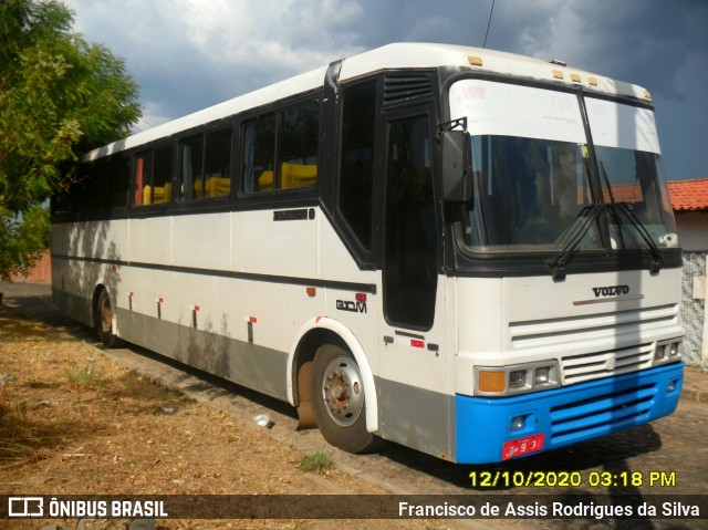 Mendes Tur 9134 na cidade de Teresina, Piauí, Brasil, por Francisco de Assis Rodrigues da Silva. ID da foto: 8275593.