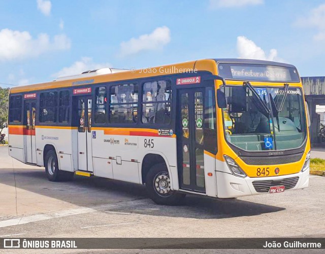 Empresa Metropolitana 845 na cidade de Recife, Pernambuco, Brasil, por João Guilherme. ID da foto: 8276507.