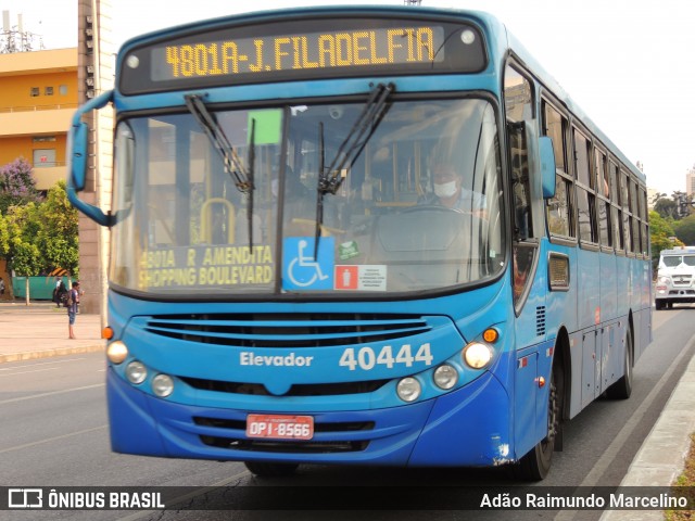 Viação Lux > Viação Fênix 40444 na cidade de Belo Horizonte, Minas Gerais, Brasil, por Adão Raimundo Marcelino. Número da foto: #8279790.