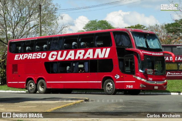 Expreso Guarani 795 na cidade de Ciudad del Este, Alto Paraná, Paraguai, por Carlos Kircheim. ID da foto: 8281799.