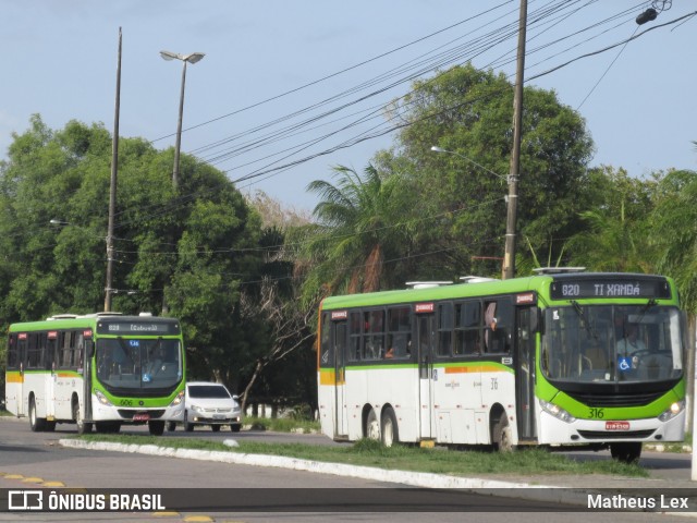 Rodoviária Caxangá 316 na cidade de Olinda, Pernambuco, Brasil, por Matheus Lex. ID da foto: 8282958.