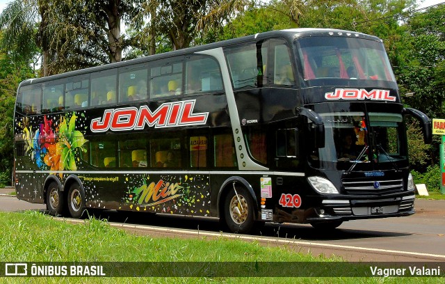 Jomil 420 na cidade de Foz do Iguaçu, Paraná, Brasil, por Vagner Valani. Número da foto: #8281731.