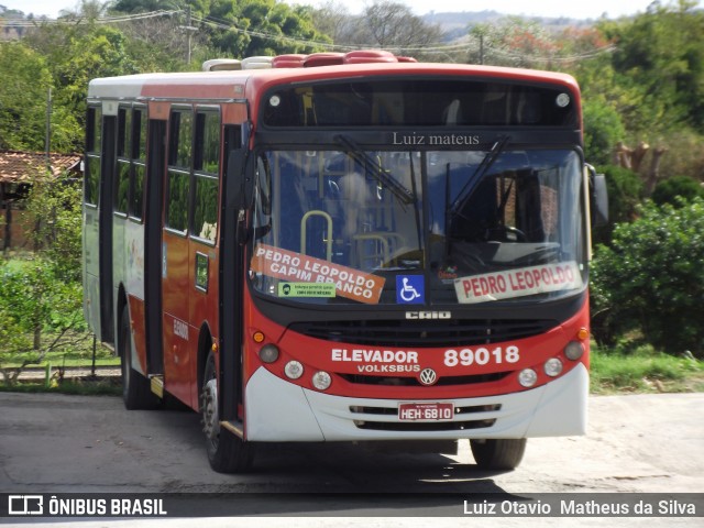 Empresa Alcino G. Cotta 89018 na cidade de Capim Branco, Minas Gerais, Brasil, por Luiz Otavio Matheus da Silva. ID da foto: 8281567.