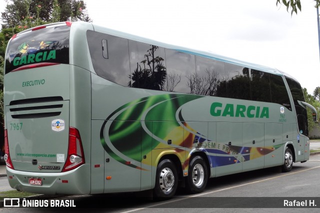 Viação Garcia 7967 na cidade de Curitiba, Paraná, Brasil, por Rafael H.. Número da foto: #8284951.
