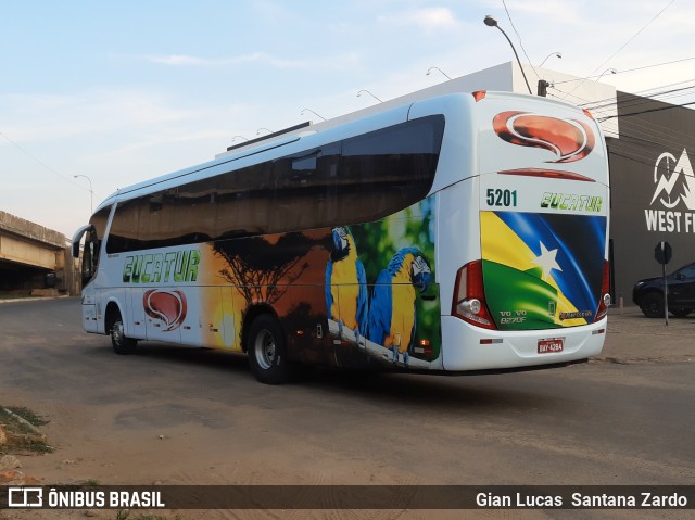 Eucatur - Empresa União Cascavel de Transportes e Turismo 5201 na cidade de Ji-Paraná, Rondônia, Brasil, por Gian Lucas  Santana Zardo. ID da foto: 8283409.