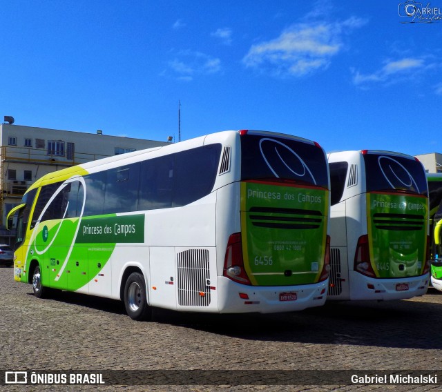 Expresso Princesa dos Campos 6456 na cidade de Ponta Grossa, Paraná, Brasil, por Gabriel Michalski. Número da foto: #8288028.