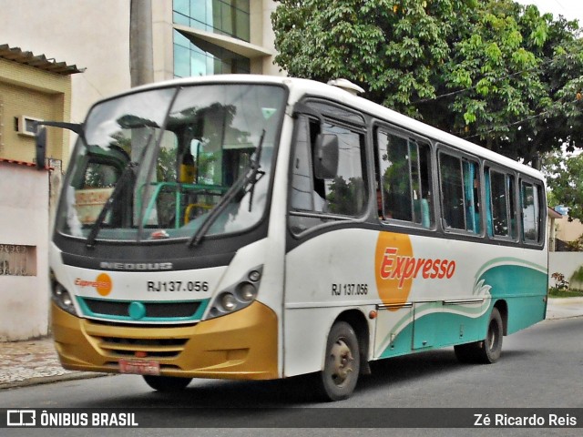 Expresso Mangaratiba RJ 137.056 na cidade de Rio de Janeiro, Rio de Janeiro, Brasil, por Zé Ricardo Reis. ID da foto: 8286871.