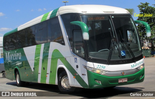 Empresa de Transportes e Turismo Moreira 2250 na cidade de Goiânia, Goiás, Brasil, por Carlos Júnior. Número da foto: #8287950.