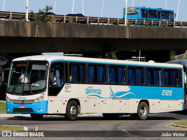 Viação Nossa Senhora dos Navegantes 2129 na cidade de Florianópolis, Santa Catarina, Brasil, por João Victor. ID da foto: 8289207.