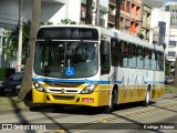 Trevo Transportes Coletivos 1077 na cidade de Porto Alegre, Rio Grande do Sul, Brasil, por Rodrigo  Ribeiro. Número da foto: #:id.