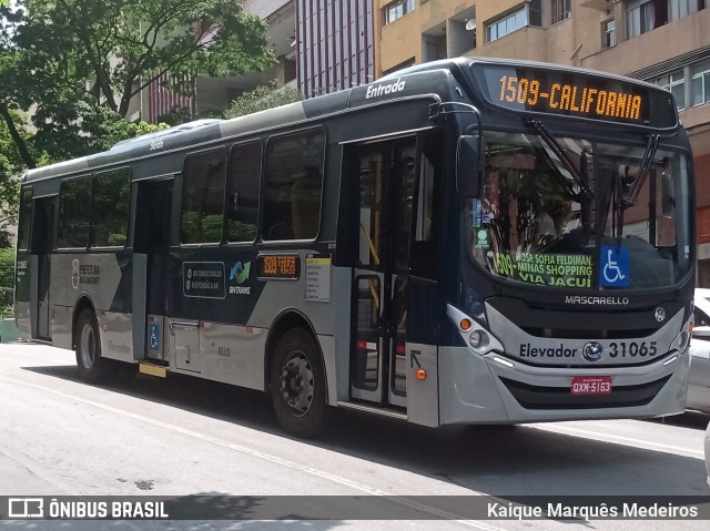 Viação Zurick 31065 na cidade de Belo Horizonte, Minas Gerais, Brasil, por Kaique Marquês Medeiros . ID da foto: 8292183.