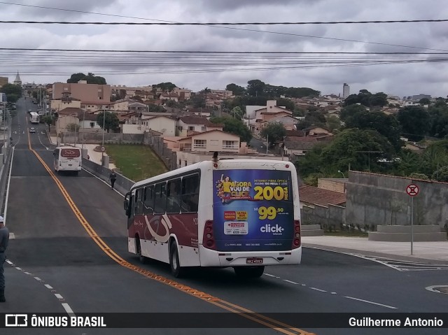 Vera Cruz Transporte e Turismo 1920 na cidade de Araxá, Minas Gerais, Brasil, por Guilherme Antonio. Número da foto: #8292354.