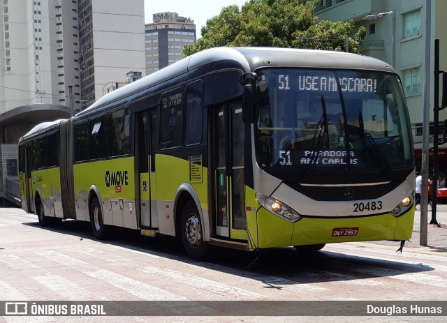 SM Transportes 20483 na cidade de Belo Horizonte, Minas Gerais, Brasil, por Douglas Hunas. ID da foto: 8291676.