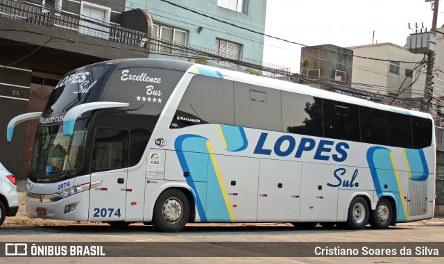 LopeSul Transportes - Lopes e Oliveira Transportes e Turismo - Lopes Sul 2074 na cidade de São Paulo, São Paulo, Brasil, por Cristiano Soares da Silva. ID da foto: 8246887.