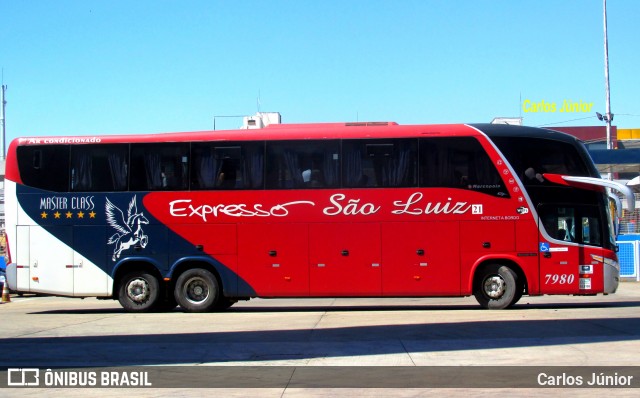 Expresso São Luiz 7980 na cidade de Goiânia, Goiás, Brasil, por Carlos Júnior. Número da foto: #8245606.