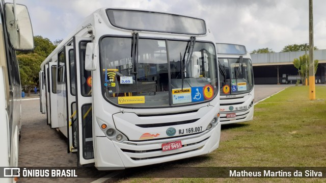 Viação Agulhas Negras RJ 169.007 na cidade de Volta Redonda, Rio de Janeiro, Brasil, por Matheus Martins da Silva. Número da foto: #8299070.
