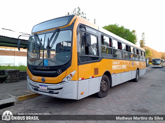 Companhia Carris Porto-Alegrense 0050 na cidade de Porto Alegre, Rio Grande do Sul, Brasil, por Matheus Martins da Silva. Número da foto: #8300020.