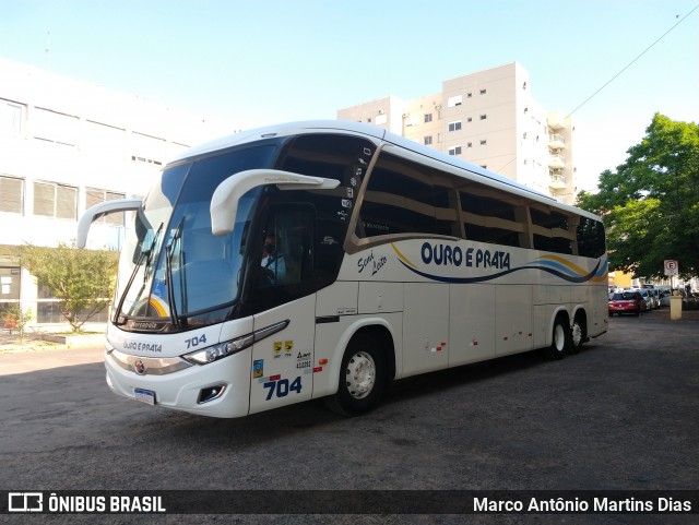 Viação Ouro e Prata 704 na cidade de Alegrete, Rio Grande do Sul, Brasil, por Marco Antônio Martins Dias. Número da foto: #8299159.