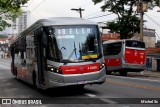 Express Transportes Urbanos Ltda 4 8068 na cidade de São Paulo, São Paulo, Brasil, por Michel Sc. ID da foto: :id.