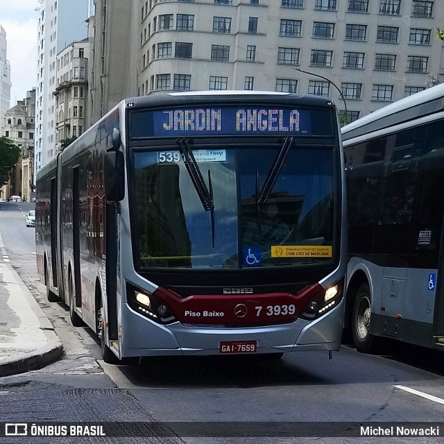 Viação Metrópole Paulista - Zona Sul 7 3939 na cidade de São Paulo, São Paulo, Brasil, por Michel Nowacki. ID da foto: 8303430.