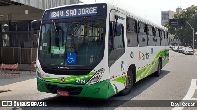 Viação Piracicabana Santos 4704 na cidade de Santos, São Paulo, Brasil, por Davi Cesar. Número da foto: #8302413.
