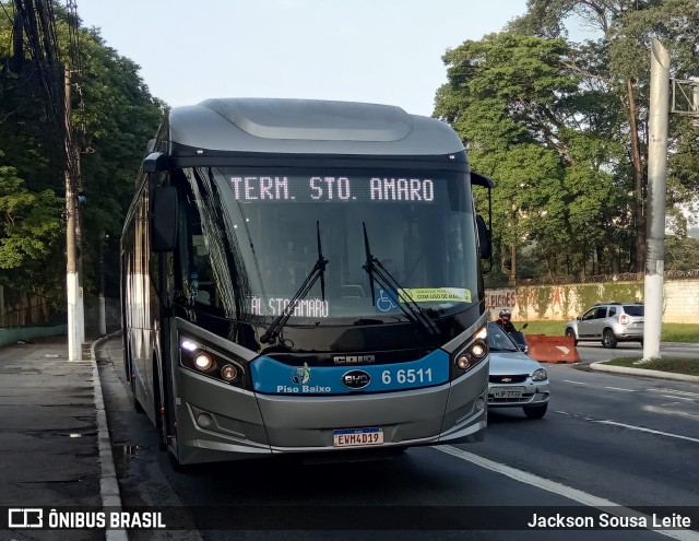 Transwolff Transportes e Turismo 6 6511 na cidade de São Paulo, São Paulo, Brasil, por Jackson Sousa Leite. Número da foto: #8306308.
