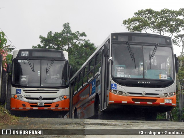 Transportes Del Norte HB 2130 na cidade de San José de la Montaña, Barva, Heredia, Costa Rica, por Christopher Gamboa. ID da foto: 8305914.