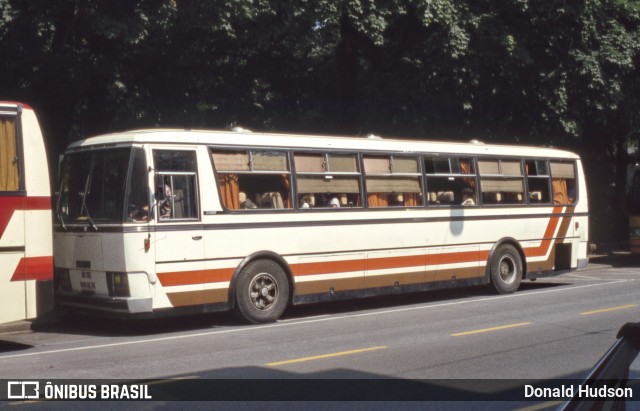 Ônibus da França  na cidade de Salzburg-Umgebung, Salzburg, Áustria, por Donald Hudson. ID da foto: 8307031.