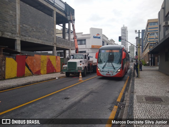Transporte Coletivo Glória BE717 na cidade de Curitiba, Paraná, Brasil, por Marcos Donizete Silva Junior. Número da foto: #8312068.