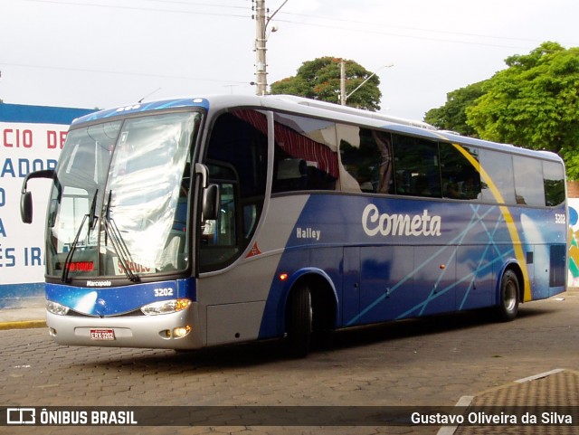 Viação Cometa 3202 na cidade de Tatuí, São Paulo, Brasil, por Gustavo Oliveira da Silva. Número da foto: #8314584.