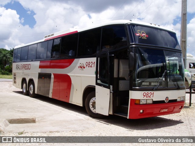 Real Expresso 9821 na cidade de Teresina de Goiás, Goiás, Brasil, por Gustavo Oliveira da Silva. ID da foto: 8314502.