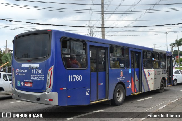 Viação Pirajuçara 11.760 na cidade de Taboão da Serra, São Paulo, Brasil, por Eduardo Ribeiro. ID da foto: 8315564.